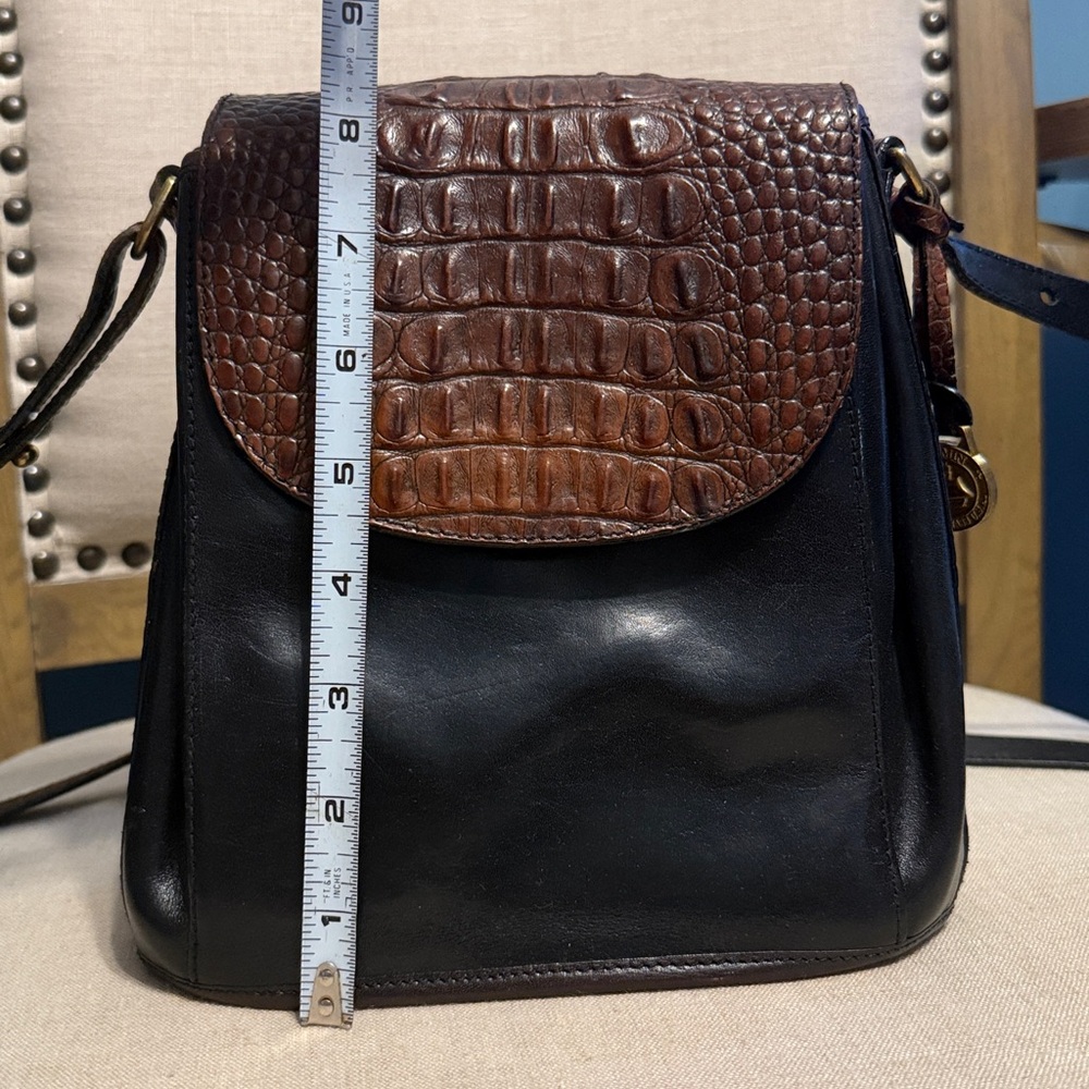 Vintage Brahmin Crocodile Embossed Crossbody Bag - Picture 14 of 15